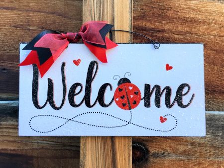 Welcome Ladybug with hearts sign. Online Hot Sale